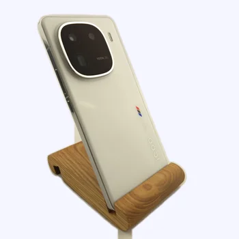 Vivo IQOO 12  12GB/256GB White (BMW M branding) (V2307A) (CN)