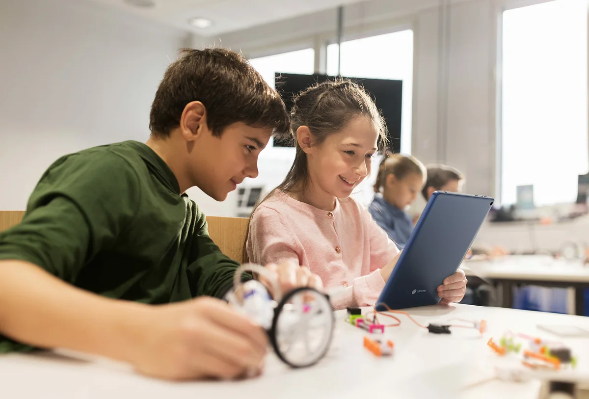 Планшет Acer Chromebook Tab 10 Indigo Blue (NX.H0BED.001) — фото 4