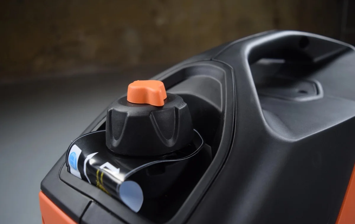 Генератор Black+Decker BXGNI2200E Black Orange — фото 1