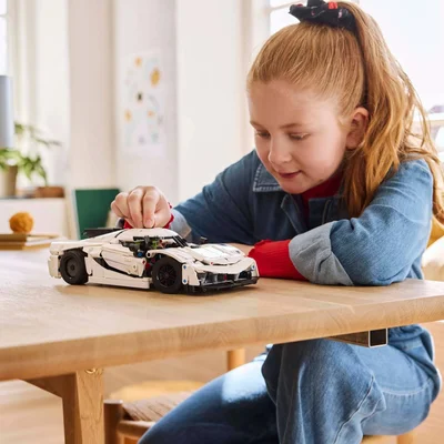 Конструктор LEGO Technic Koenigsegg Jesko Absolut White Hypercar