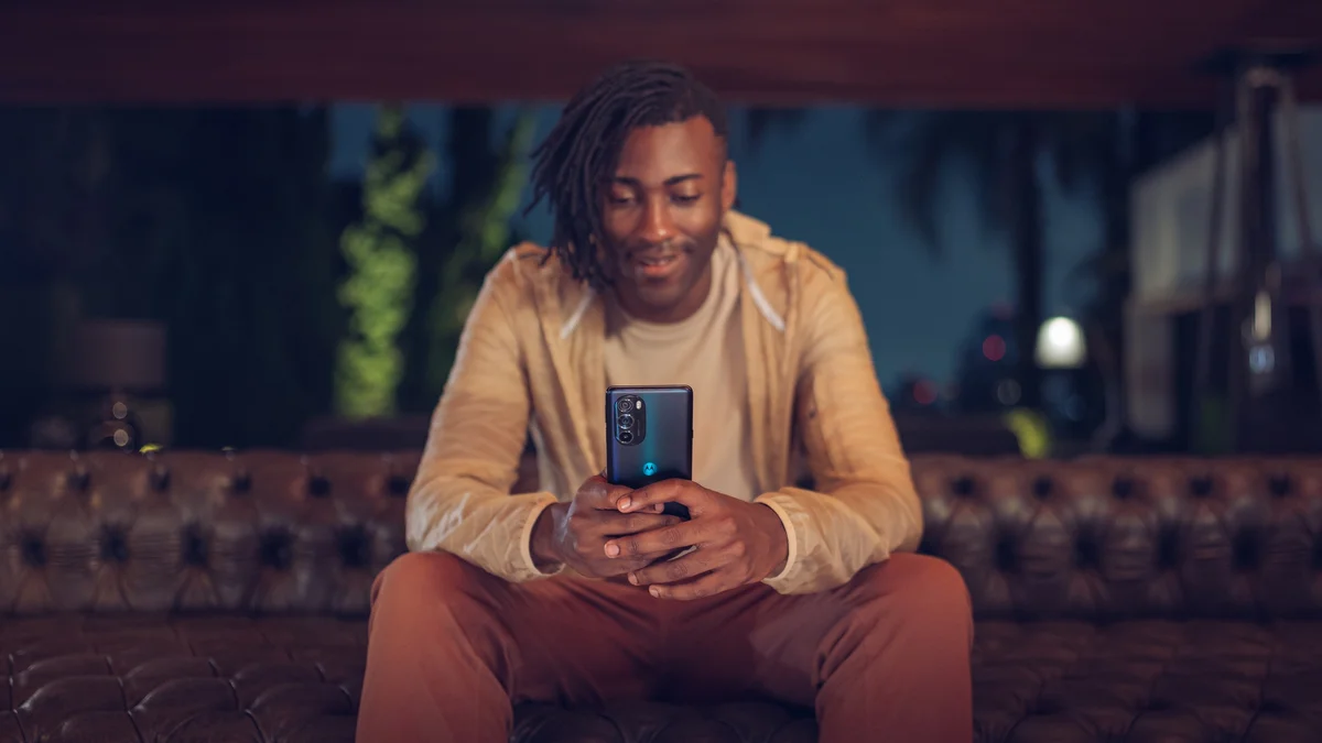 Motorola Edge+ 5G UW (2022) БУ 12/256GB Cosmos Blue — фото 3