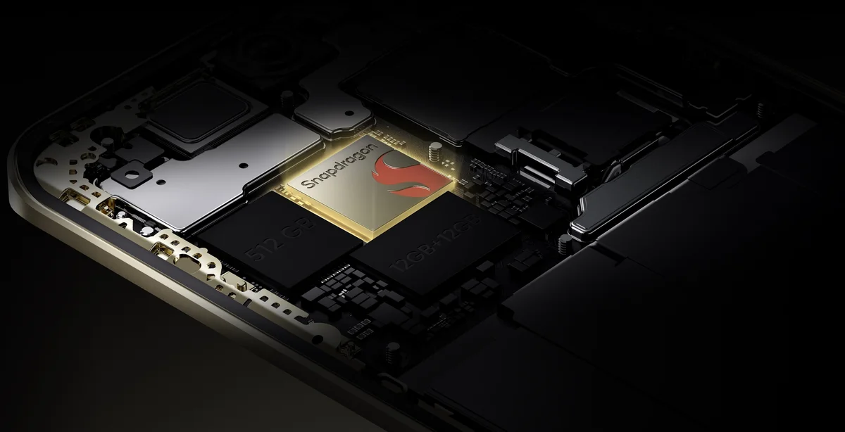 Смартфон Realme 13 Pro Plus 8/256GB Emerald Green (Global Version) — фото 3