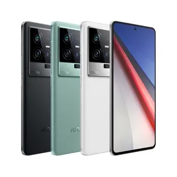 Смартфон Vivo iQOO 11 8/256GB Green