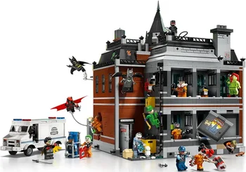 Конструктор LEGO Batman Arkham Asylum (76300)