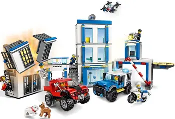 Конструктор LEGO City Police Station (60246)