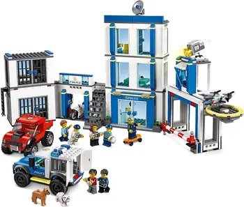 Конструктор LEGO City Police Station (60246)