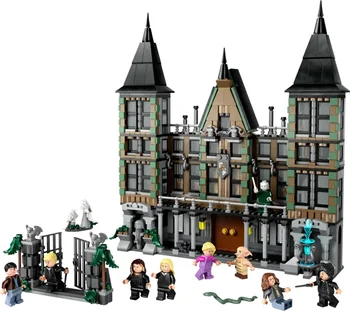 Конструктор LEGO Harry Potter Malfoy Manor (76453)