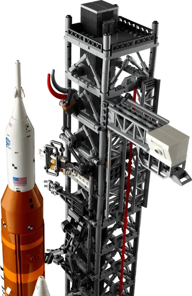 Конструктор LEGO Icons NASA Artemis Space Launch System (10341