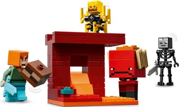 Конструктор LEGO Minecraft The Nether Lava Battle (21266)