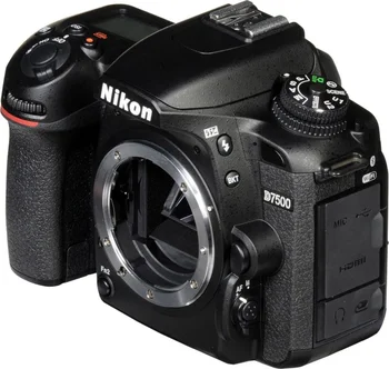 Фотоаппарат Nikon D7500 body (VBA510AE)