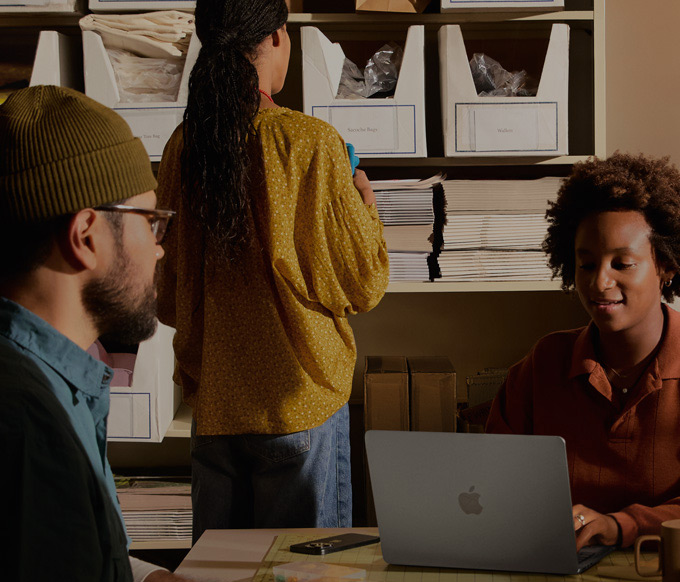 Ноутбук Apple MacBook Air 15" 2025 Midnight (Z1DG000G3) — фото 13