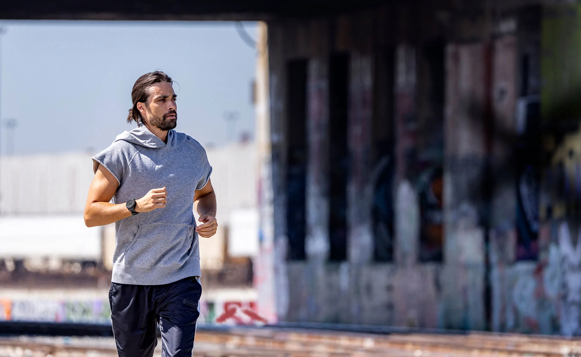 Смарт-годинник Garmin Instinct Crossover Solar Graphite (010-02730-11/01) — фото 4