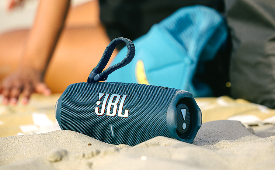 Портативная колонка JBL Charge 6 Squad (JBLCHARGE6SQUAD) — фото 2