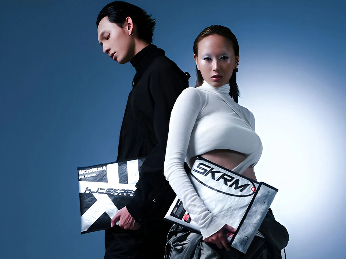 Чохол-папка Skinarma COMET 14" Silver (SK-LAPTOP14-COMET-SIL)