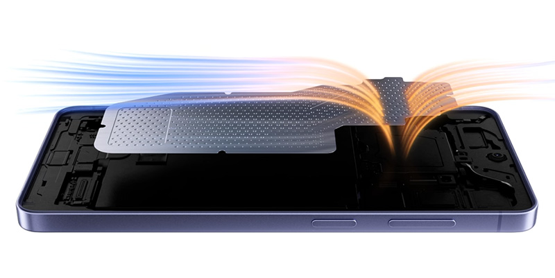 Смартфон Samsung Galaxy S26 12/256GB Sky Blue (SM-S942BLBG) — фото 3